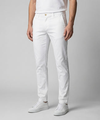 Chino Garment Dyed Modern Fit | White Chino Garment Dyed Modern Fit | White