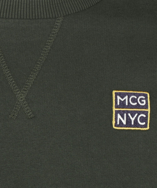 Round neck sweater with NYC graphic | PineGreen